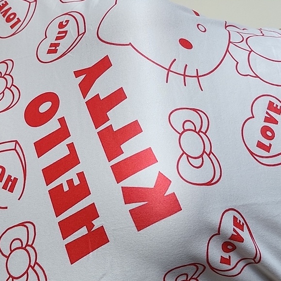 Hello Kitty crop top - Picture 6 of 7